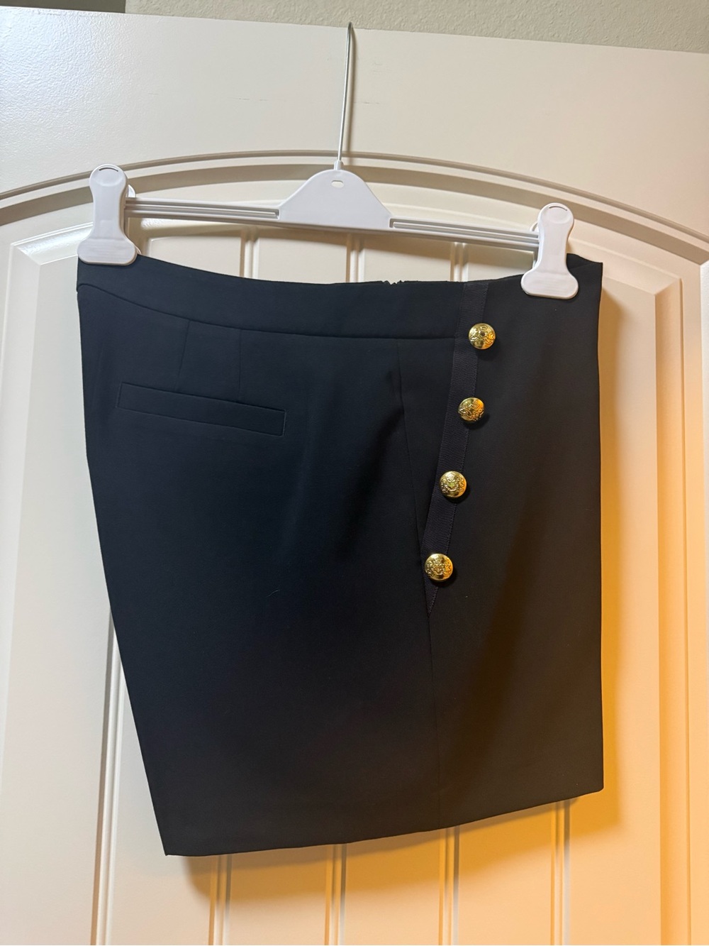 Banana Republic Black High-Rise Shorts with Gold Button Detail - Picture 2 of 12